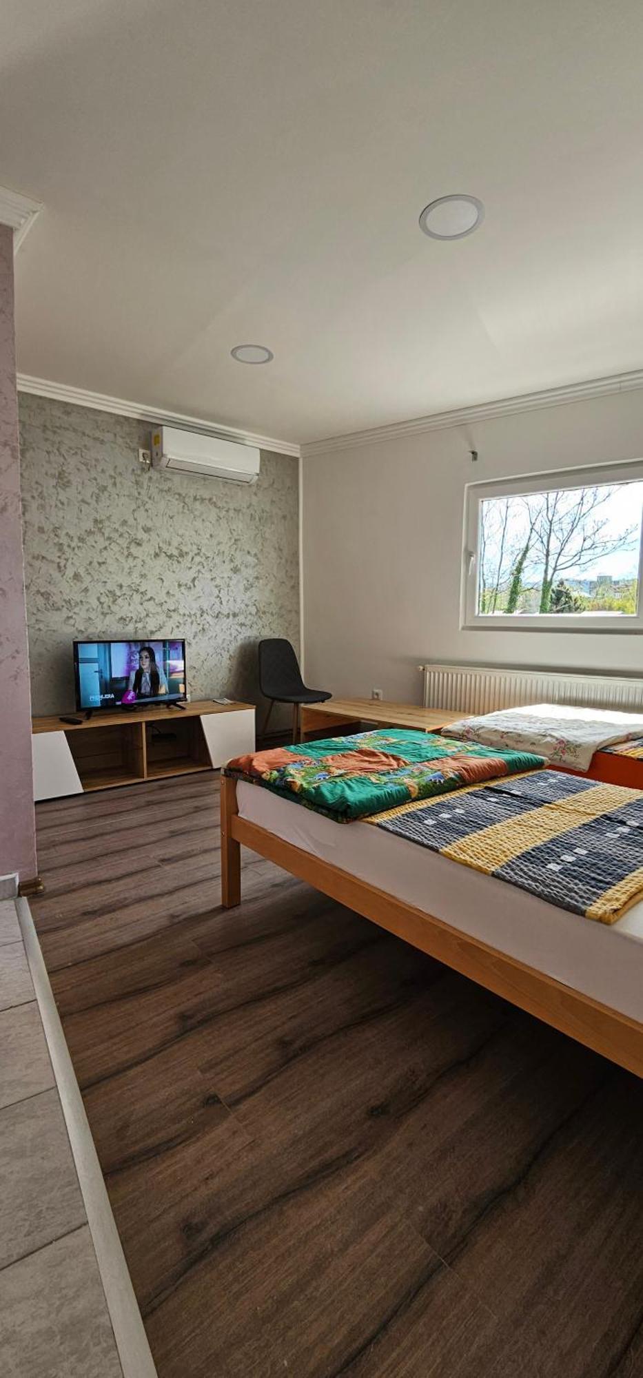 Apartmani Roki Tuzla Exterior foto