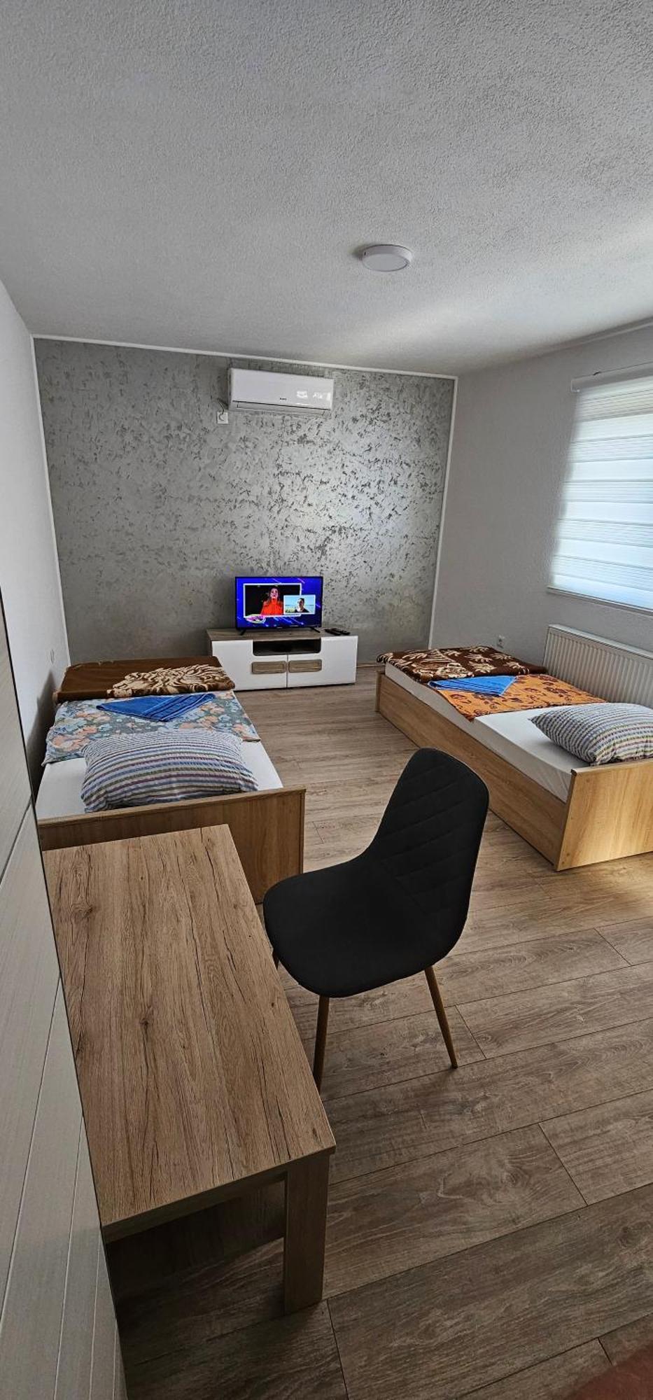 Apartmani Roki Tuzla Exterior foto